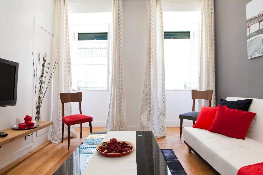 Lisbon Sant'Anna Apartments Esterno foto